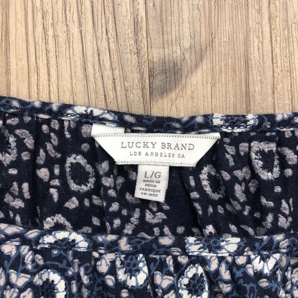 Lucky Brand Top - Picture 4 of 8